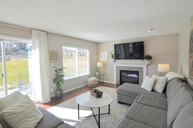 2037 Patriot Way, Independence, KY 41051