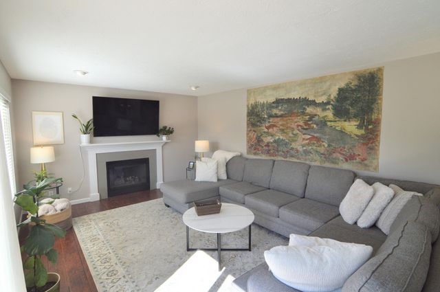 2037 Patriot Way, Independence, KY 41051