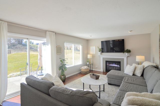 2037 Patriot Way, Independence, KY 41051