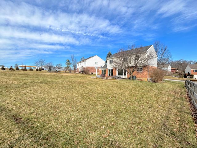 2037 Patriot Way, Independence, KY 41051