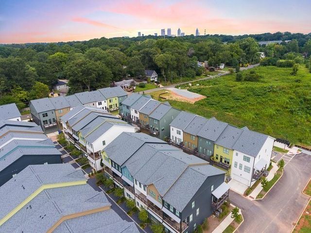 757 Cady Way, Atlanta, GA 30312