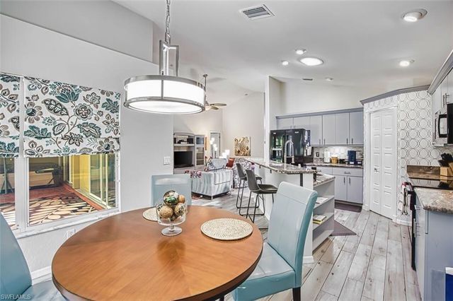 9917 Las Casas DR, Fort Myers, FL 33919