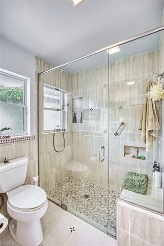 9917 Las Casas DR, Fort Myers, FL 33919