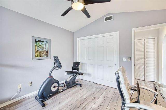 9917 Las Casas DR, Fort Myers, FL 33919