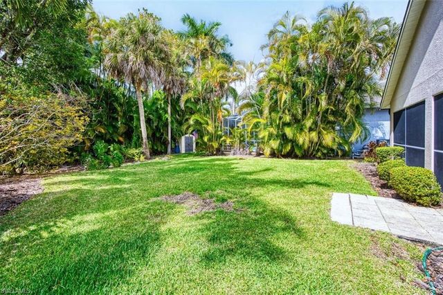 9917 Las Casas DR, Fort Myers, FL 33919