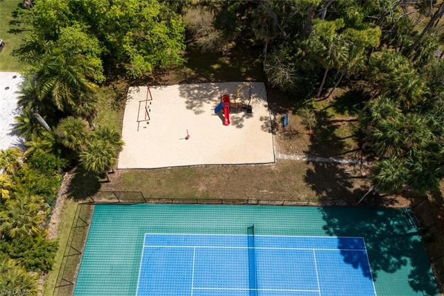 9917 Las Casas DR, Fort Myers, FL 33919