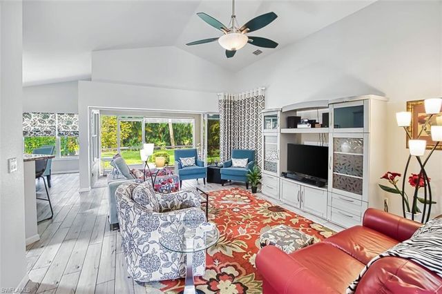 9917 Las Casas DR, Fort Myers, FL 33919