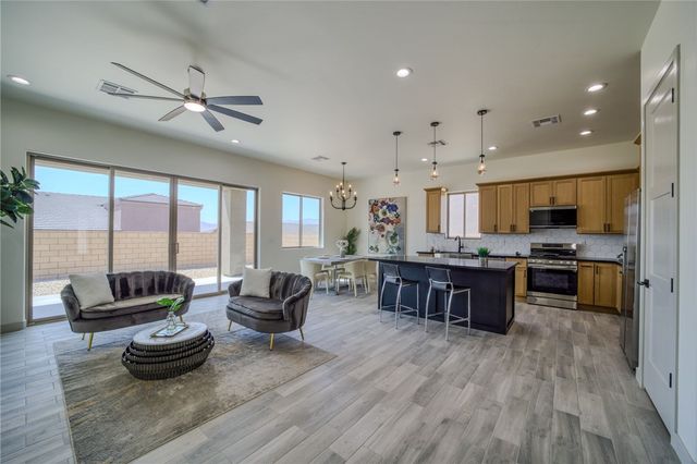 963 Athens Court, Bullhead City, AZ 86429