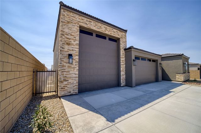 963 Athens Court, Bullhead City, AZ 86429