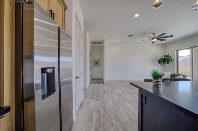 963 Athens Court, Bullhead City, AZ 86429