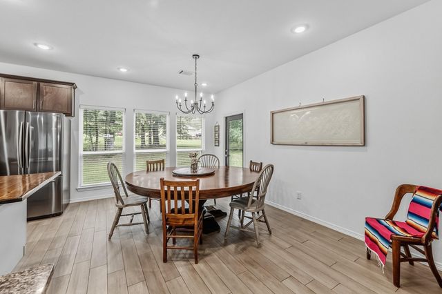 157 N Forest Drive, Huntsville, TX 77340