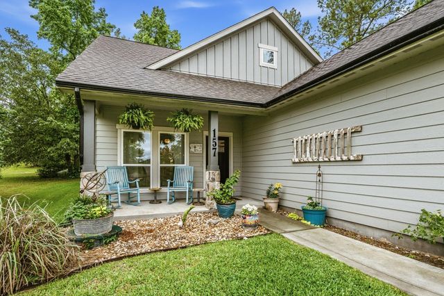 157 N Forest Drive, Huntsville, TX 77340