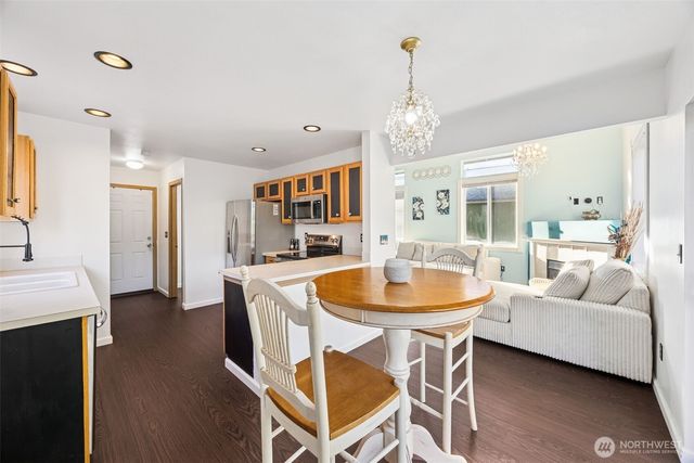 13006 66th Avenue Ct E, Puyallup, WA 98373