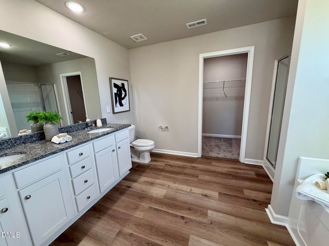 91 Lotus Avenue, Smithfield, NC 27577