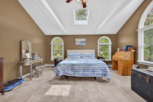 375 Pearl St, Brockton, MA 02301