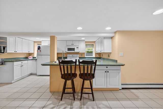 375 Pearl St, Brockton, MA 02301