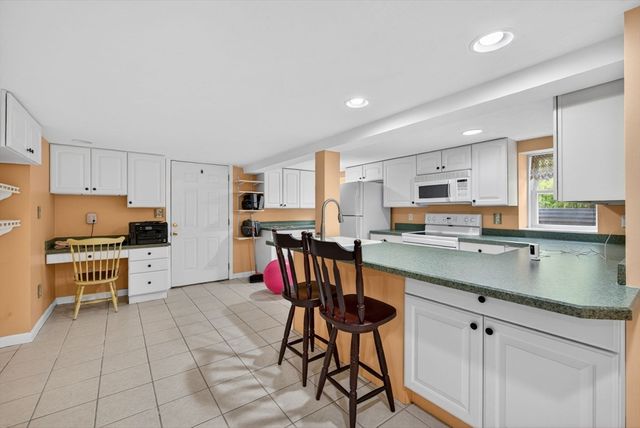 375 Pearl St, Brockton, MA 02301