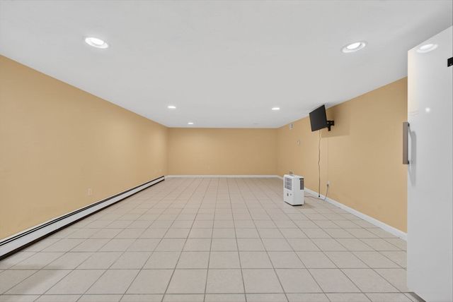 375 Pearl St, Brockton, MA 02301