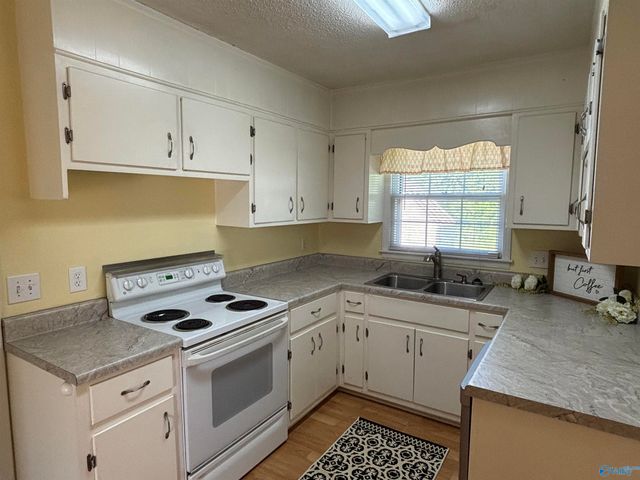 4408 Gazette Drive SW, Huntsville, AL 35805