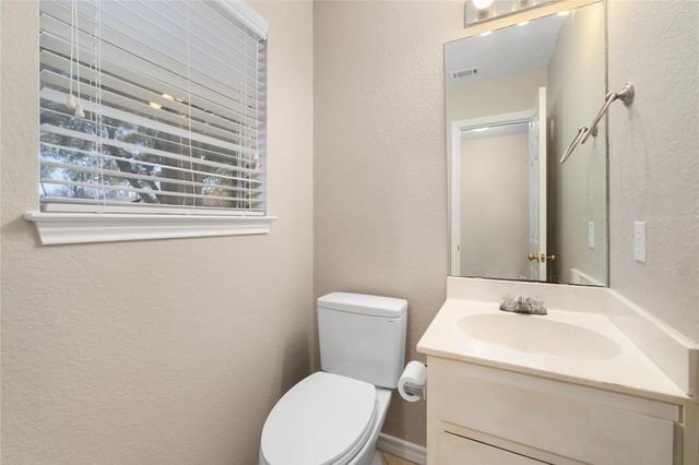 2904 Kestrel DR A, Austin, TX 78745