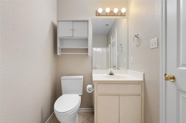 2904 Kestrel DR A, Austin, TX 78745