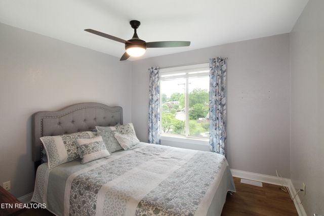 628 Greenwich Drive, Maryville, TN 37803