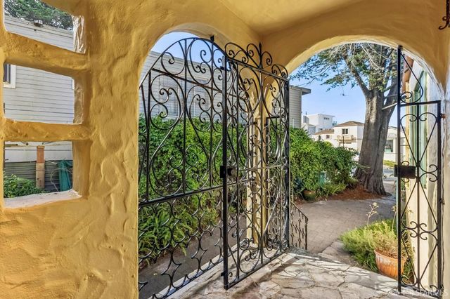 43 Rockwood Court, San Francisco, CA 94127