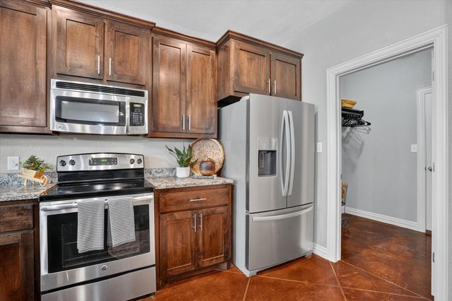 6403 Westover Drive, Granbury, TX 76049