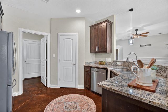 6403 Westover Drive, Granbury, TX 76049