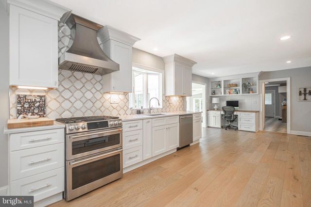 125 BRUCE RD, Washington Crossing, PA 18977