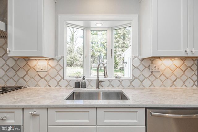 125 BRUCE RD, Washington Crossing, PA 18977