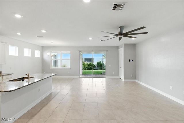 3226 Baravaldo CIR, Cape Coral, FL 33909