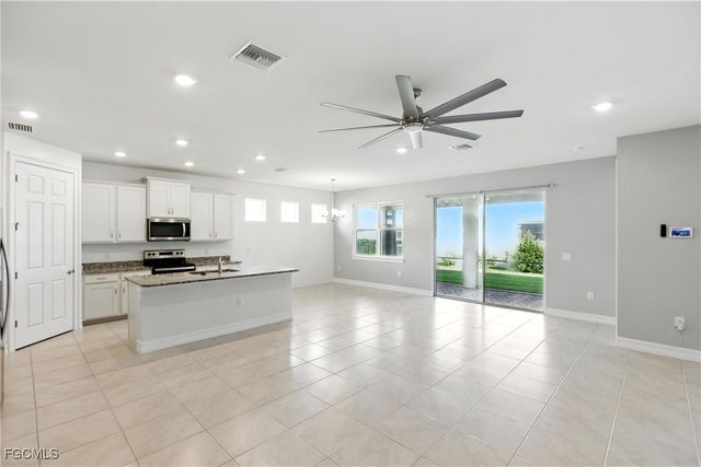 3226 Baravaldo CIR, Cape Coral, FL 33909