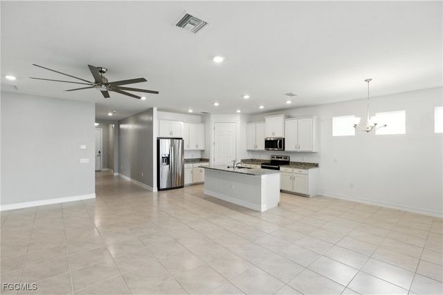 3226 Baravaldo CIR, Cape Coral, FL 33909