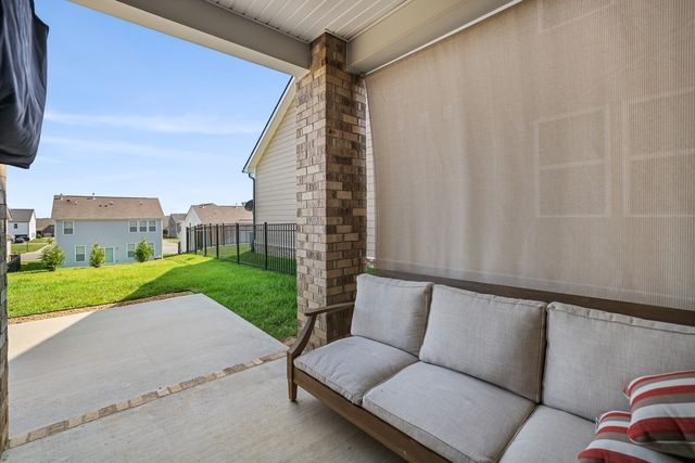 443 Black Walnut Dr, Gallatin, TN 37066