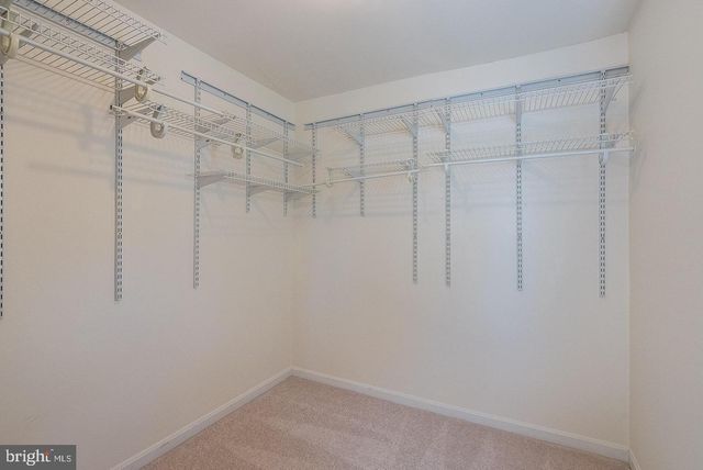 3048 SILENT VALLEY DR, Fairfax, VA 22031