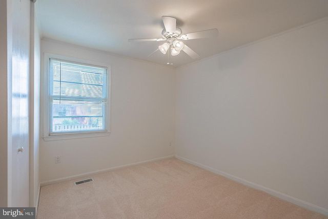 3048 SILENT VALLEY DR, Fairfax, VA 22031