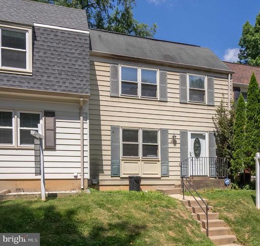 3048 SILENT VALLEY DR, Fairfax, VA 22031