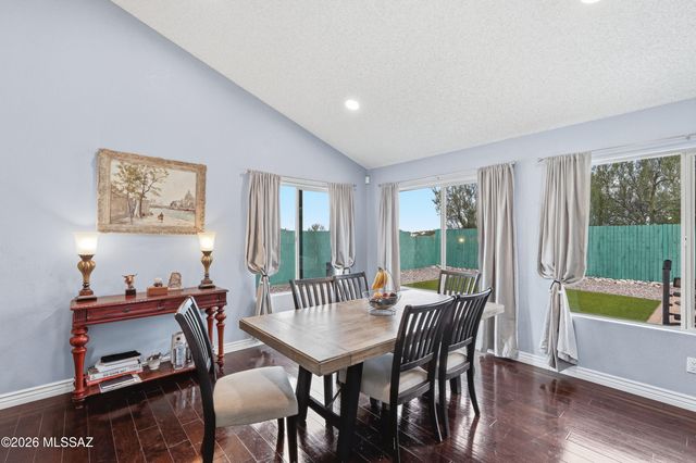 2801 W Calle De Dalias, Tucson, AZ 85745