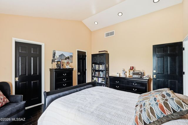 2801 W Calle De Dalias, Tucson, AZ 85745