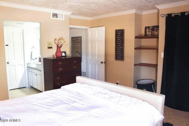 5998 N 78TH Street 211, Scottsdale, AZ 85250