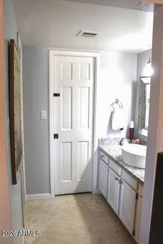 5998 N 78TH Street 211, Scottsdale, AZ 85250
