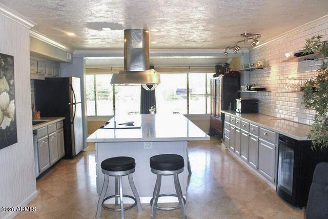 5998 N 78TH Street 211, Scottsdale, AZ 85250