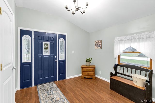 256 Country Parkway, Amherst, NY 14221