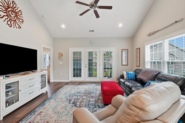 647 Sunnyside Dr Unit 202, Murrells Inlet, SC 29576