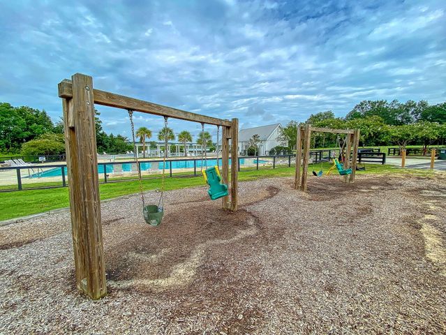 261 Topsaw Lane, Moncks Corner, SC 29461