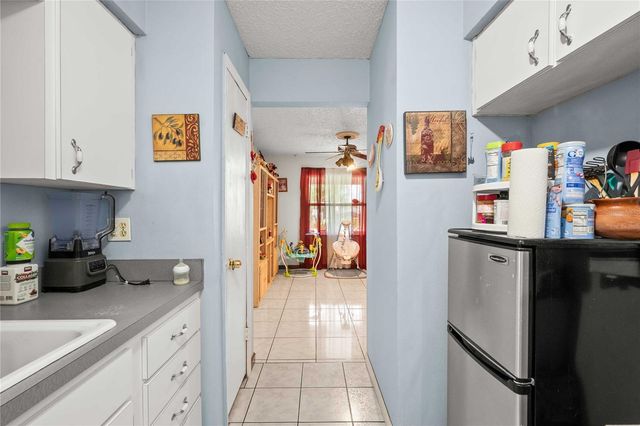 37253 SAFARI DRIVE, Dade City, FL 33523