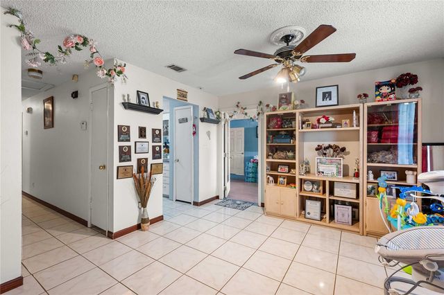 37253 SAFARI DRIVE, Dade City, FL 33523