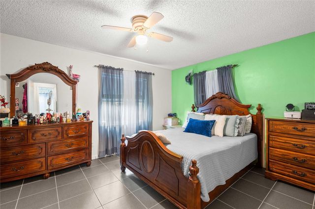 37253 SAFARI DRIVE, Dade City, FL 33523