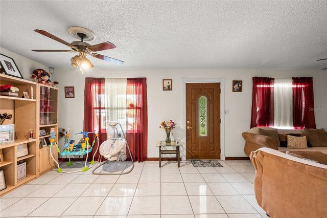 37253 SAFARI DRIVE, Dade City, FL 33523